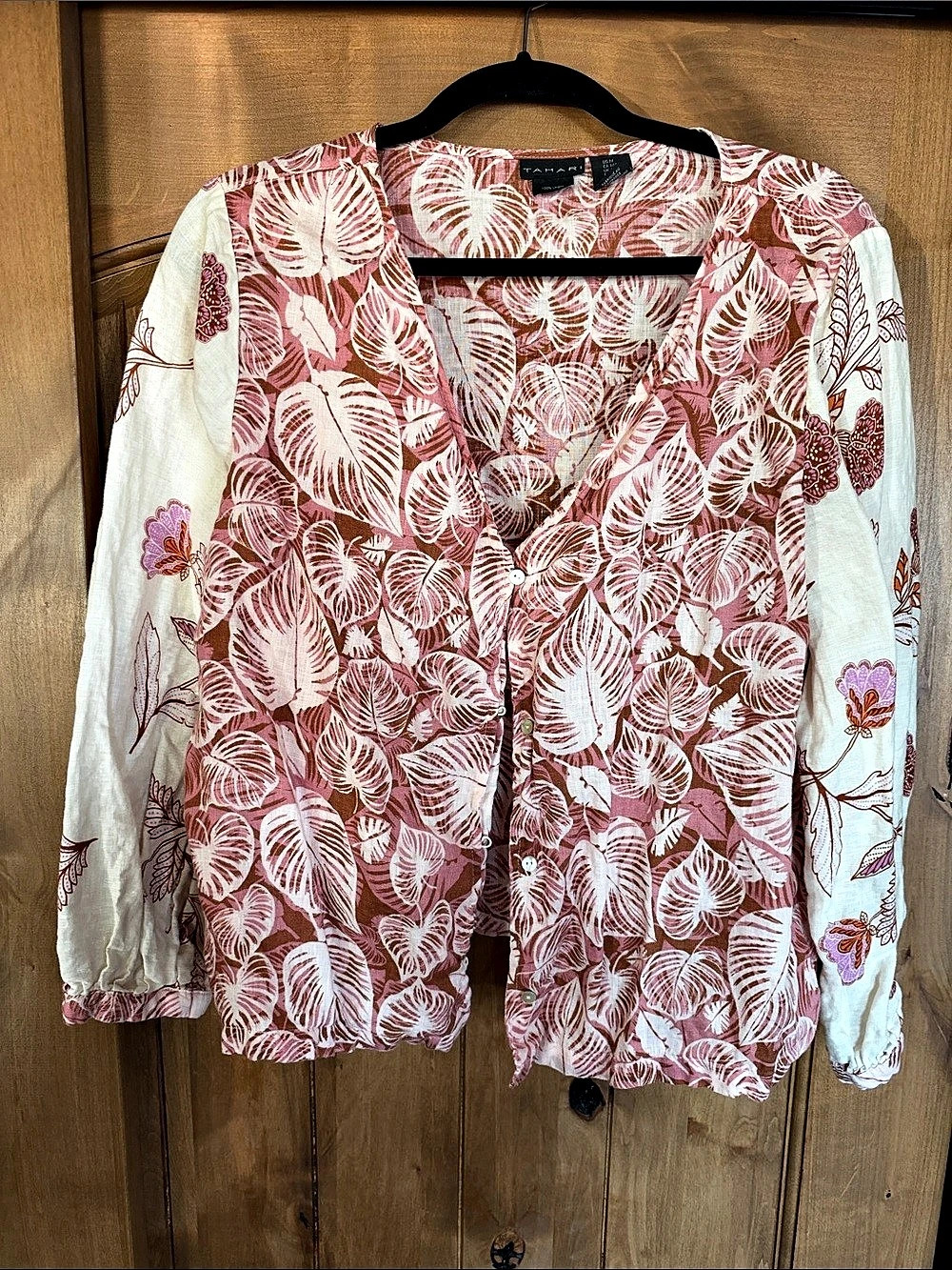 Tahari 100% Linen Pink Floral Button-Up V-Neck Blouse Linen Floral Button-Front